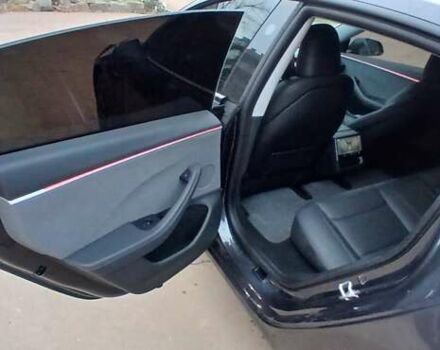 Серый Тесла Модель 3, объемом двигателя 0 л и пробегом 11 тыс. км за 26900 $, фото 9 на Automoto.ua