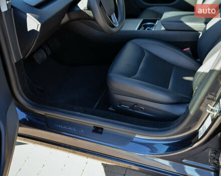 Серый Тесла Модель 3, объемом двигателя 0 л и пробегом 14 тыс. км за 31699 $, фото 27 на Automoto.ua