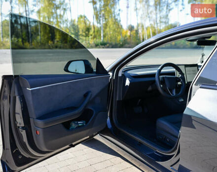 Серый Тесла Модель 3, объемом двигателя 0 л и пробегом 14 тыс. км за 31699 $, фото 28 на Automoto.ua