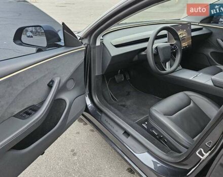 Серый Тесла Модель 3, объемом двигателя 0 л и пробегом 23 тыс. км за 29900 $, фото 19 на Automoto.ua