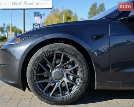 Серый Тесла Модель 3, объемом двигателя 0 л и пробегом 14 тыс. км за 31699 $, фото 39 на Automoto.ua