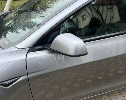 Серый Тесла Модель 3, объемом двигателя 0 л и пробегом 3 тыс. км за 27000 $, фото 4 на Automoto.ua