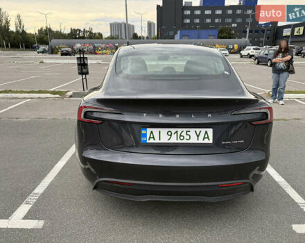 Серый Тесла Модель 3, объемом двигателя 0 л и пробегом 11 тыс. км за 33000 $, фото 2 на Automoto.ua