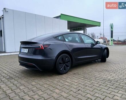 Серый Тесла Модель 3, объемом двигателя 0 л и пробегом 3 тыс. км за 28500 $, фото 4 на Automoto.ua