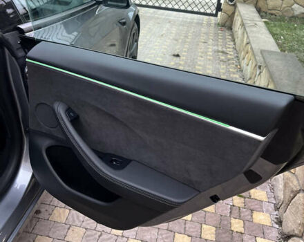 Серый Тесла Модель 3, объемом двигателя 0 л и пробегом 3 тыс. км за 27000 $, фото 24 на Automoto.ua