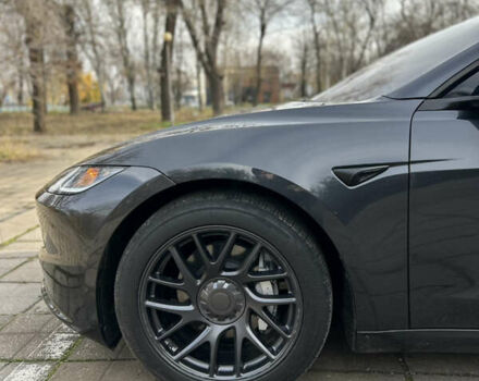 Серый Тесла Модель 3, объемом двигателя 0 л и пробегом 10 тыс. км за 27000 $, фото 15 на Automoto.ua