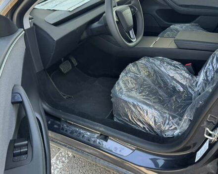 Серый Тесла Модель 3, объемом двигателя 0 л и пробегом 800 тыс. км за 25500 $, фото 5 на Automoto.ua