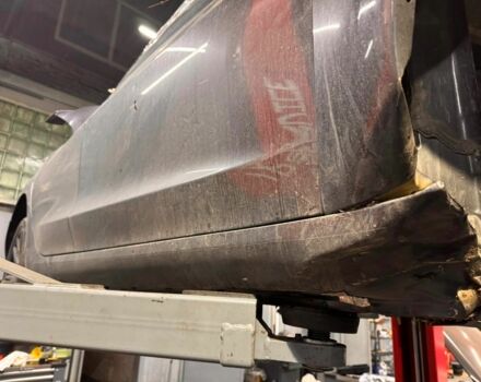 Серый Тесла Модель 3, объемом двигателя 0 л и пробегом 24 тыс. км за 11800 $, фото 3 на Automoto.ua