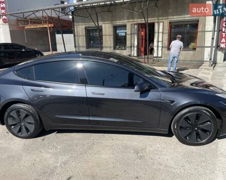 Серый Тесла Модель 3, объемом двигателя 0 л и пробегом 27 тыс. км за 27400 $, фото 6 на Automoto.ua