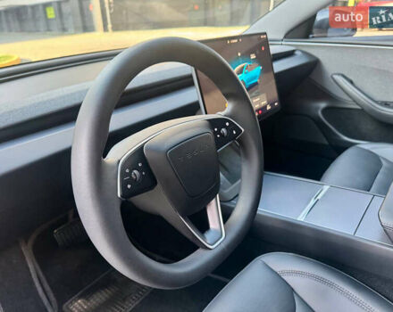 Сірий Тесла Модель 3, об'ємом двигуна 0 л та пробігом 5 тис. км за 29500 $, фото 48 на Automoto.ua