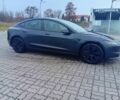 Серый Тесла Модель 3, объемом двигателя 0 л и пробегом 18 тыс. км за 32000 $, фото 3 на Automoto.ua