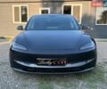 Серый Тесла Модель 3, объемом двигателя 0 л и пробегом 74 тыс. км за 27900 $, фото 1 на Automoto.ua