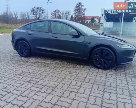 Серый Тесла Модель 3, объемом двигателя 0 л и пробегом 18 тыс. км за 33500 $, фото 6 на Automoto.ua