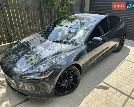 Сірий Тесла Модель 3, об'ємом двигуна 0 л та пробігом 17 тис. км за 31500 $, фото 1 на Automoto.ua