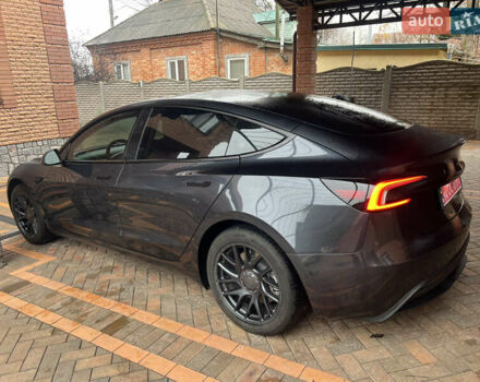 Серый Тесла Модель 3, объемом двигателя 0 л и пробегом 29 тыс. км за 27000 $, фото 5 на Automoto.ua