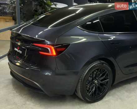 Серый Тесла Модель 3, объемом двигателя 0 л и пробегом 41 тыс. км за 25500 $, фото 15 на Automoto.ua