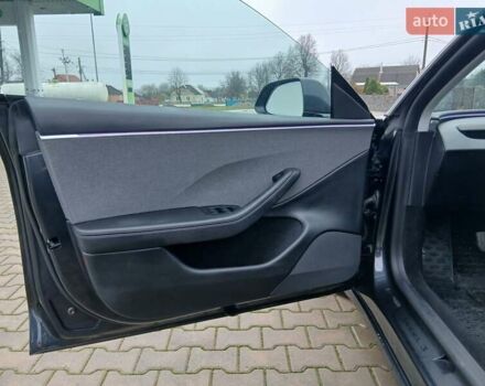 Серый Тесла Модель 3, объемом двигателя 0 л и пробегом 3 тыс. км за 28500 $, фото 12 на Automoto.ua