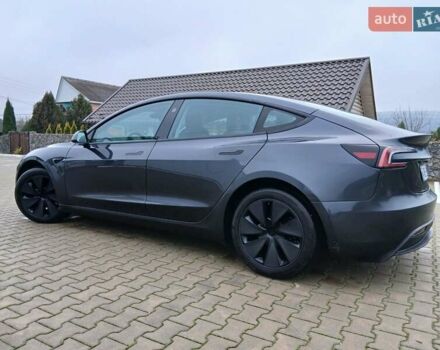 Серый Тесла Модель 3, объемом двигателя 0 л и пробегом 3 тыс. км за 28500 $, фото 5 на Automoto.ua