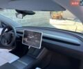 Серый Тесла Модель 3, объемом двигателя 0 л и пробегом 60 тыс. км за 33000 $, фото 4 на Automoto.ua