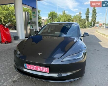 Серый Тесла Модель 3, объемом двигателя 0 л и пробегом 30 тыс. км за 25500 $, фото 9 на Automoto.ua