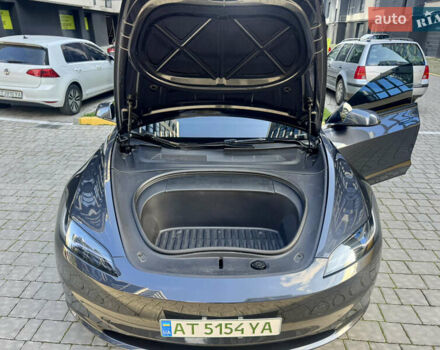 Тесла Модель 3 2024 у Івано-Франківську на Automoto.ua Сірий Тесла Модель 3, об'ємом двигуна 0 л та пробігом 5 тис. км за 27500 $, фото 100 на Automoto.ua