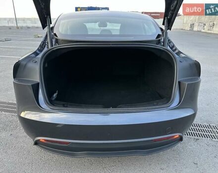 Серый Тесла Модель 3, объемом двигателя 0 л и пробегом 14 тыс. км за 29800 $, фото 11 на Automoto.ua