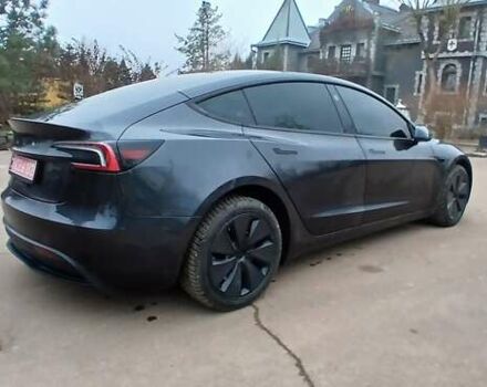 Серый Тесла Модель 3, объемом двигателя 0 л и пробегом 11 тыс. км за 26900 $, фото 3 на Automoto.ua