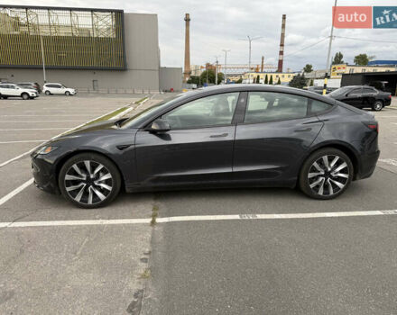 Серый Тесла Модель 3, объемом двигателя 0 л и пробегом 11 тыс. км за 33000 $, фото 1 на Automoto.ua