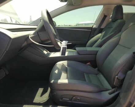 Серый Тесла Модель 3, объемом двигателя 0 л и пробегом 6 тыс. км за 12000 $, фото 6 на Automoto.ua