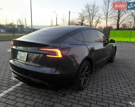 Серый Тесла Модель 3, объемом двигателя 0 л и пробегом 9 тыс. км за 28500 $, фото 5 на Automoto.ua