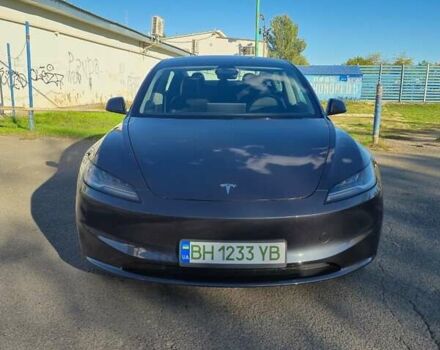 Тесла Модель 3 2024 у Одесі на Automoto.ua Сірий Тесла Модель 3, об'ємом двигуна 0 л та пробігом 27 тис. км за 32500 $, фото 4 на Automoto.ua