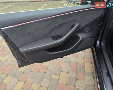 Серый Тесла Модель 3, объемом двигателя 0 л и пробегом 15 тыс. км за 38000 $, фото 15 на Automoto.ua