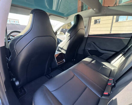 Серый Тесла Модель 3, объемом двигателя 0 л и пробегом 4 тыс. км за 38400 $, фото 17 на Automoto.ua