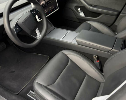 Серый Тесла Модель 3, объемом двигателя 0 л и пробегом 23 тыс. км за 31000 $, фото 6 на Automoto.ua