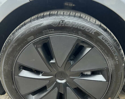 Серый Тесла Модель 3, объемом двигателя 0 л и пробегом 3 тыс. км за 27000 $, фото 6 на Automoto.ua