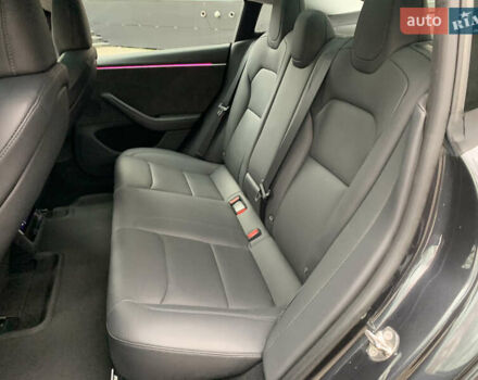 Серый Тесла Модель 3, объемом двигателя 0 л и пробегом 22 тыс. км за 32500 $, фото 23 на Automoto.ua