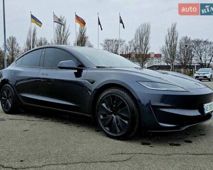 Серый Тесла Модель 3, объемом двигателя 0 л и пробегом 23 тыс. км за 29900 $, фото 15 на Automoto.ua