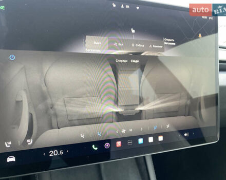 Серый Тесла Модель 3, объемом двигателя 0 л и пробегом 25 тыс. км за 30800 $, фото 18 на Automoto.ua