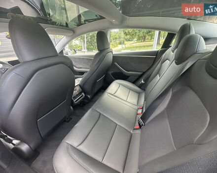 Сірий Тесла Модель 3, об'ємом двигуна 0 л та пробігом 1 тис. км за 32899 $, фото 18 на Automoto.ua
