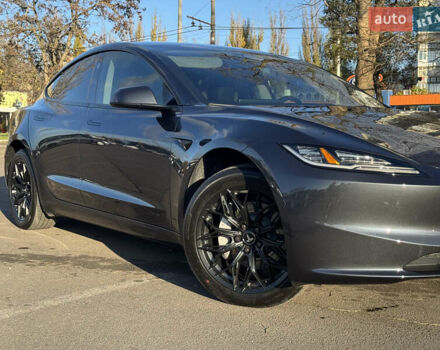 Серый Тесла Модель 3, объемом двигателя 0 л и пробегом 40 тыс. км за 28500 $, фото 6 на Automoto.ua