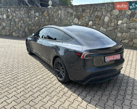 Серый Тесла Модель 3, объемом двигателя 0 л и пробегом 6 тыс. км за 28499 $, фото 3 на Automoto.ua
