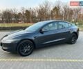 Серый Тесла Модель 3, объемом двигателя 0 л и пробегом 1 тыс. км за 25800 $, фото 3 на Automoto.ua