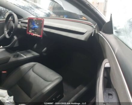 Серый Тесла Модель 3, объемом двигателя 0 л и пробегом 21 тыс. км за 17100 $, фото 7 на Automoto.ua