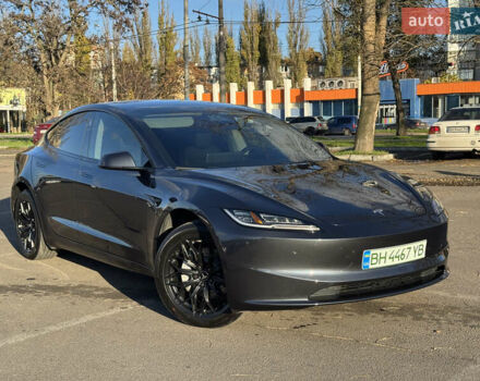 Серый Тесла Модель 3, объемом двигателя 0 л и пробегом 40 тыс. км за 28500 $, фото 3 на Automoto.ua