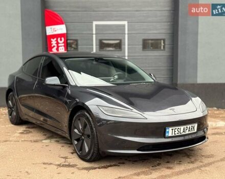 Серый Тесла Модель 3, объемом двигателя 0 л и пробегом 12 тыс. км за 31999 $, фото 11 на Automoto.ua