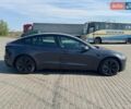Серый Тесла Модель 3, объемом двигателя 0 л и пробегом 18 тыс. км за 28900 $, фото 2 на Automoto.ua