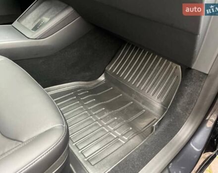 Сірий Тесла Модель 3, об'ємом двигуна 0 л та пробігом 8 тис. км за 29950 $, фото 4 на Automoto.ua