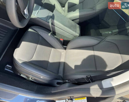 Сірий Тесла Модель 3, об'ємом двигуна 0 л та пробігом 5 тис. км за 31900 $, фото 10 на Automoto.ua