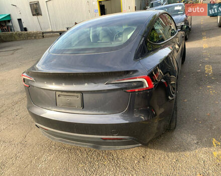 Серый Тесла Модель 3, объемом двигателя 0 л и пробегом 20 тыс. км за 24000 $, фото 6 на Automoto.ua