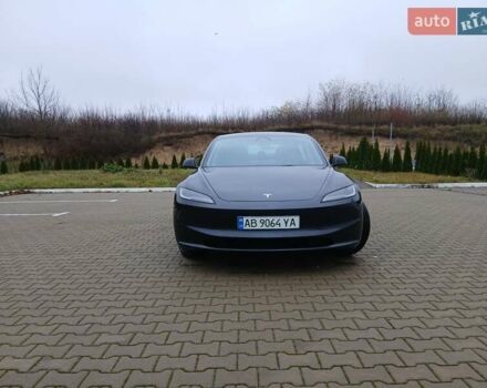 Серый Тесла Модель 3, объемом двигателя 0 л и пробегом 3 тыс. км за 28500 $, фото 3 на Automoto.ua